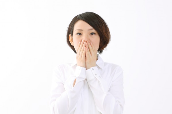鼻の形に悩む日本人は多い