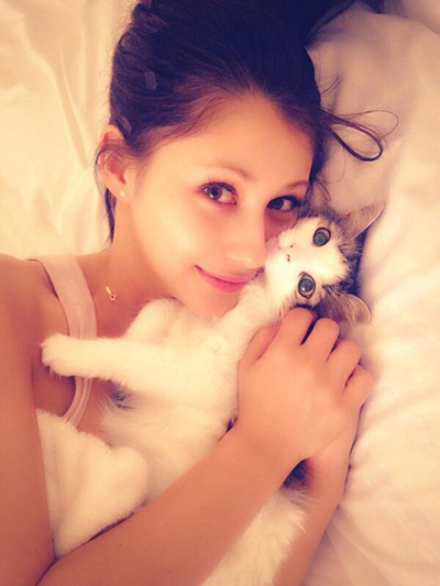 ダレノガレ明美さんは猫好き