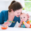 離乳食後期・赤ちゃんの“カミカミ期”の食事の量は！？離乳食の固さは！？