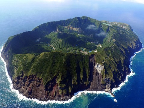 日本一人口の少ない島、青ヶ島村