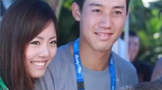 錦織圭選手は、2013年9月、元新体操日本代表の坪井保菜美さんとも熱愛の噂が