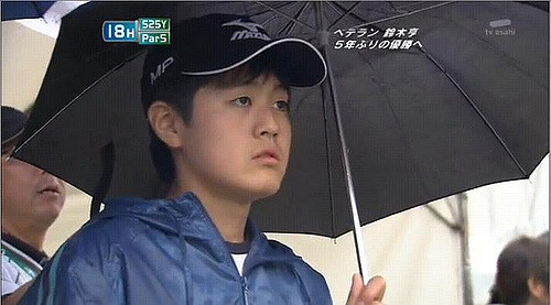 鈴木愛理さんにはプロゴルファーを目指している弟がいる