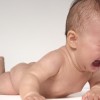 赤ちゃんが突然癇癪を起して泣きわめいてしまった時の原因と対処法
