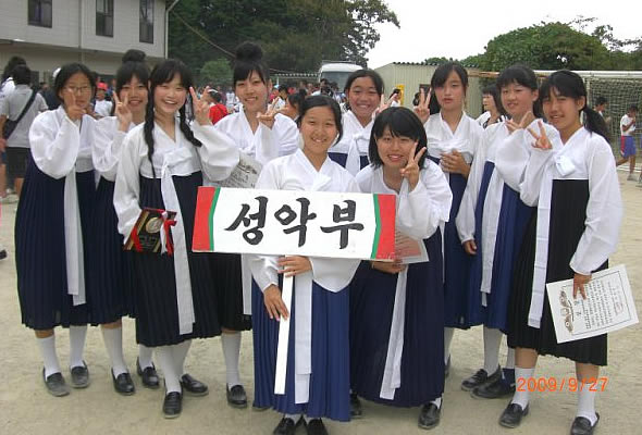 北朝鮮人が通う朝鮮高校無償化を訴える