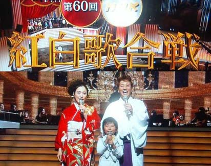 2005年12月31日、『第56回NHK紅白歌合戦』で初の紅白司会を務める