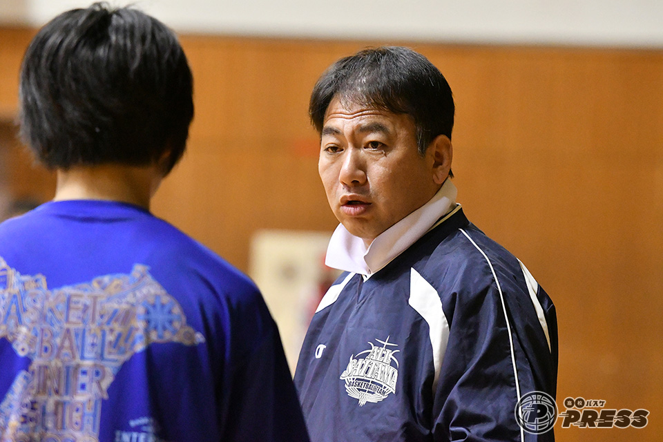 日本体育大学バスケ部出身で大学時代から女子高生を指導