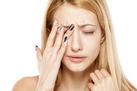 目の上が痛いのは頭痛？５つの原因と考えられる病気について！ | Hapila [ハピラ]