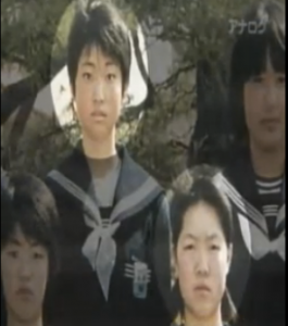 中学時代のイモトアヤコさん（右下）と元彼とこっそりお付き合いしていた親友（左上）